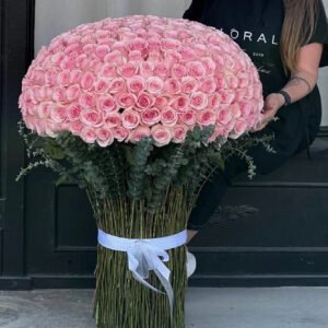 NO. 500 - GIANT PINK ROSE BOUQUET