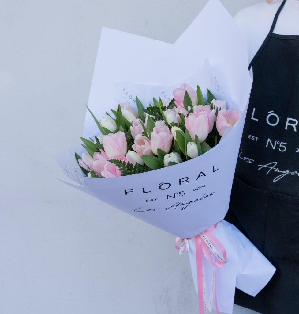 NO. 989 – PINK & WHITE TULIPS