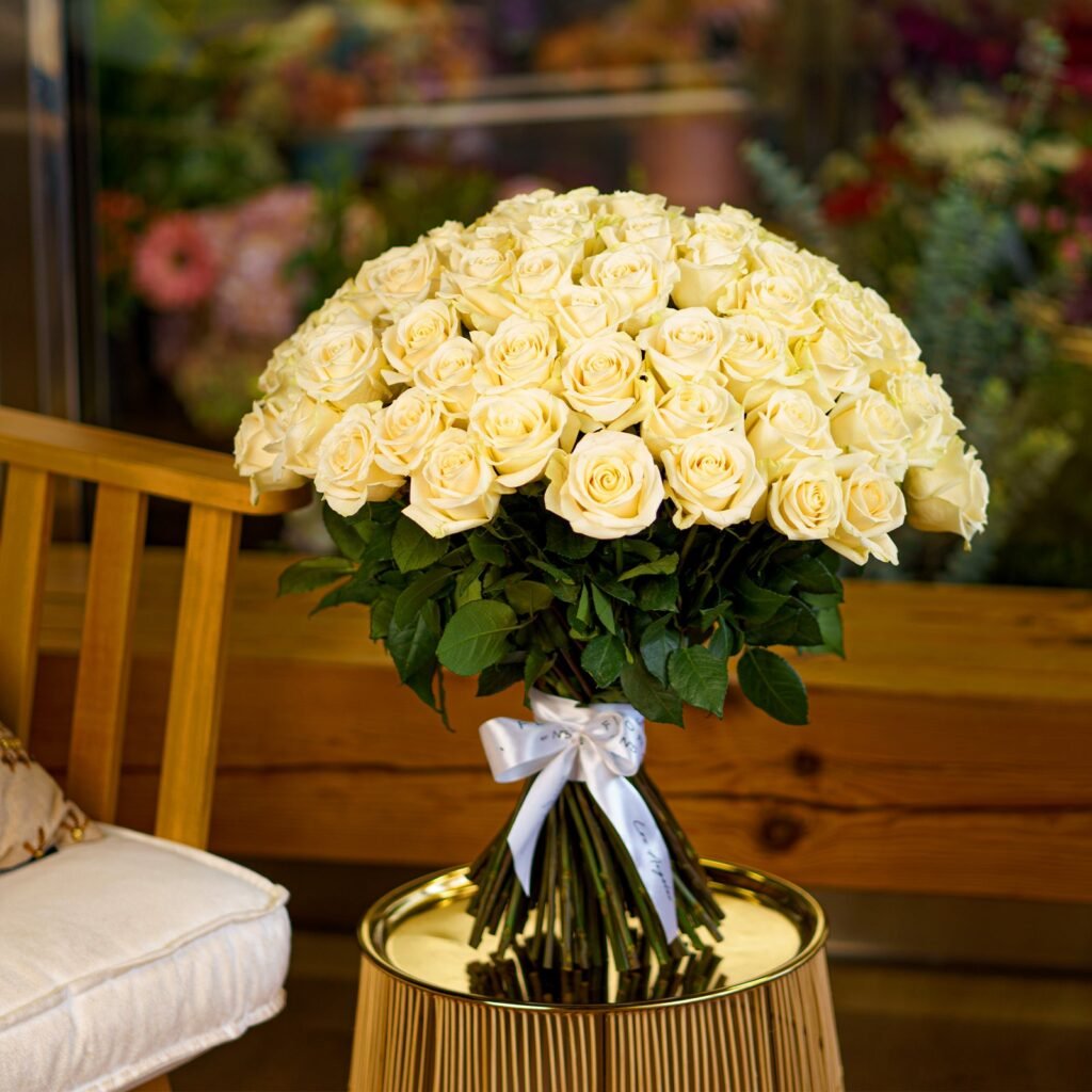 NO.161 – White white Roses