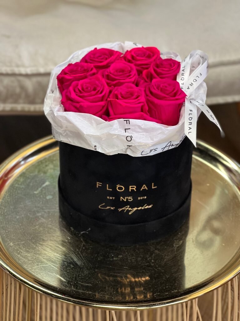 NO.220 – Baby Eternal Hot Pink Roses