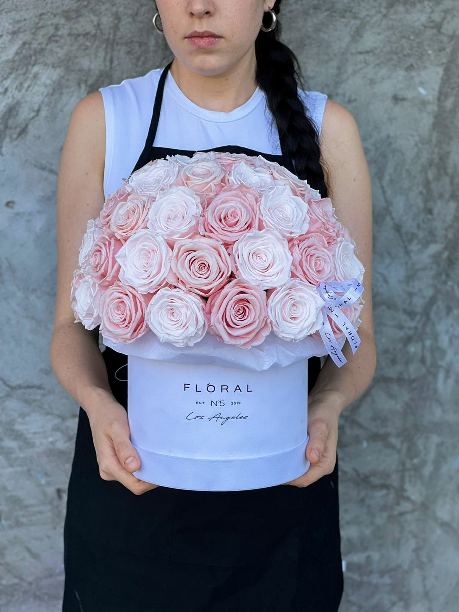 NO.223 - 50 ETERNAL ROSES IN SHADES OF PINK